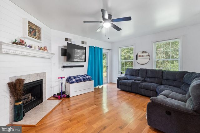 1903 HAIN RD, New Freedom, PA 17349