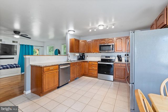 1903 HAIN RD, New Freedom, PA 17349