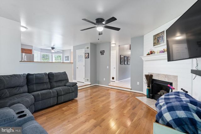 1903 HAIN RD, New Freedom, PA 17349