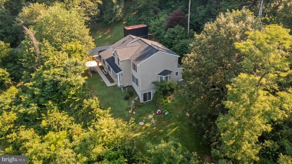 1903 HAIN RD, New Freedom, PA 17349