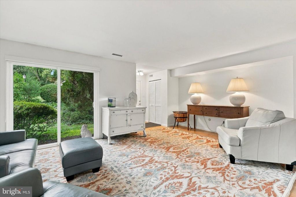 17 SUMMIT DR, BRYN MAWR, PA 19010 — photo 5