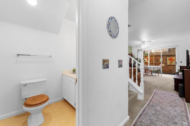 1028 Addison Cir, Petaluma, CA 94952