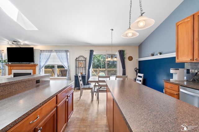 9116 Susan Circle, Newport, MI 48166