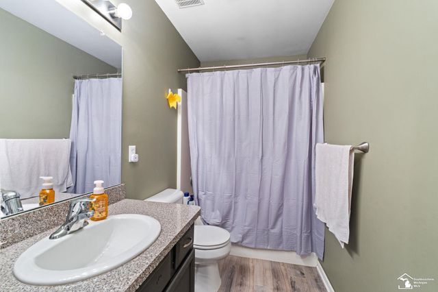 9116 Susan Circle, Newport, MI 48166