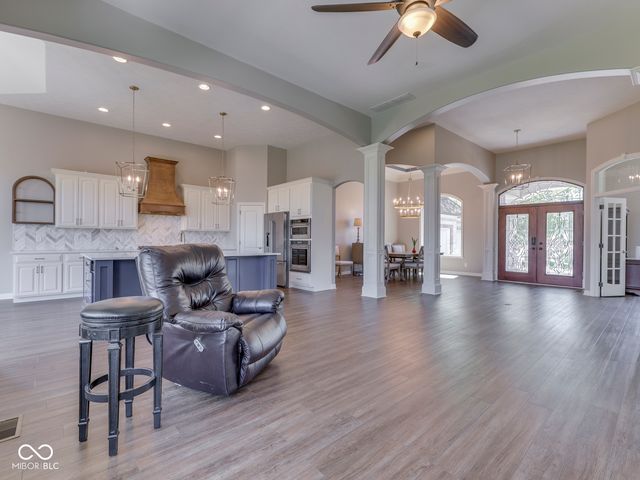5192 Chancery Boulevard, Greenwood, IN 46143
