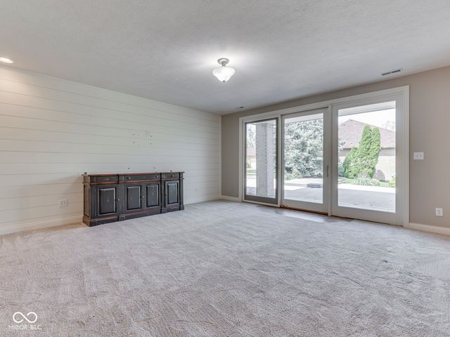 5192 Chancery Boulevard, Greenwood, IN 46143