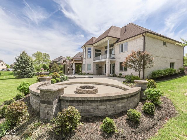 5192 Chancery Boulevard, Greenwood, IN 46143