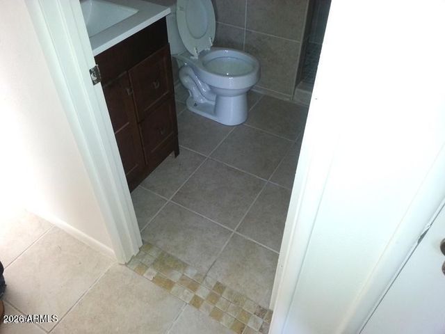 7010 N 68th Drive Apt 1, Glendale, AZ 85303