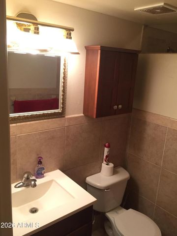 7010 N 68th Drive Apt 1, Glendale, AZ 85303