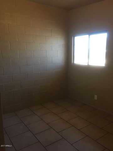 7010 N 68th Drive Apt 1, Glendale, AZ 85303