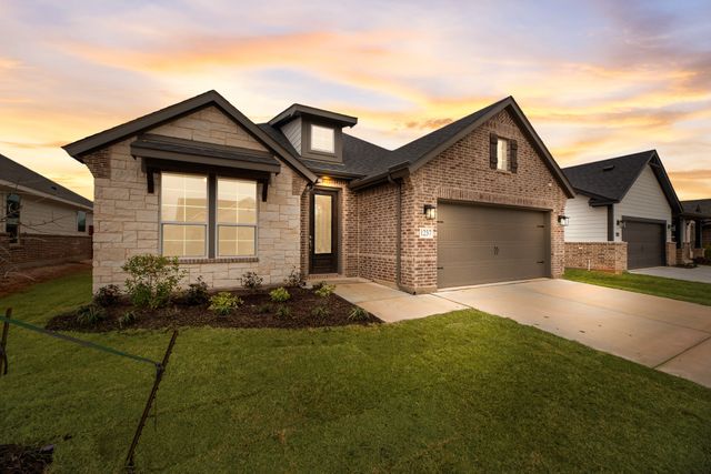 1237 Comal Lane, Springtown, TX 76082