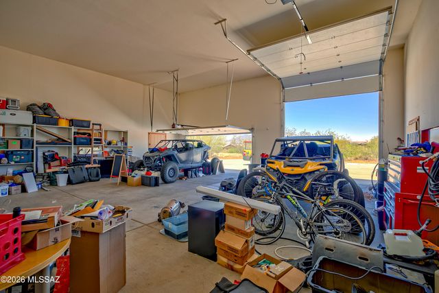 2970 E Consuelo Place, Vail, AZ 85641
