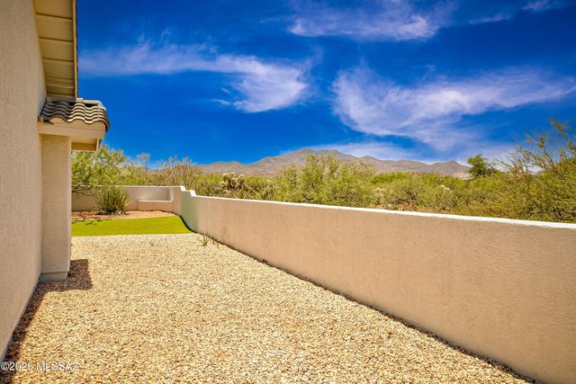 2970 E Consuelo Place, Vail, AZ 85641
