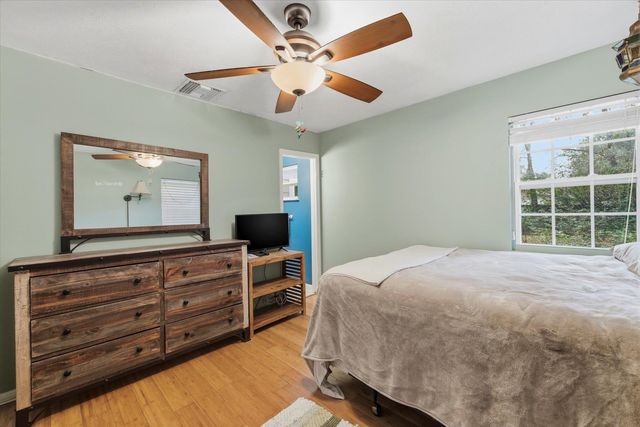 1950 Longview Drive, Tallahassee, FL 32303