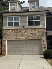 402 Mulberry Row SE, Atlanta, GA 30354