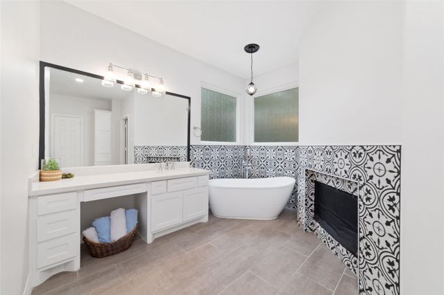 8710 Linn Lane, Magnolia, TX 77354