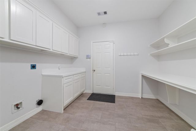 8710 Linn Lane, Magnolia, TX 77354