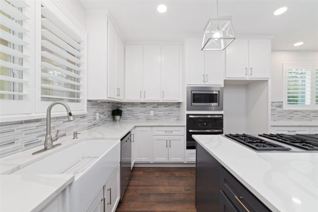 8710 Linn Lane, Magnolia, TX 77354