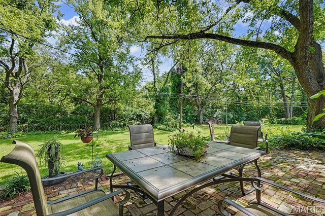 160 Humes Lane, Florissant, MO 63031