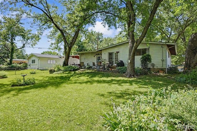 160 Humes Lane, Florissant, MO 63031