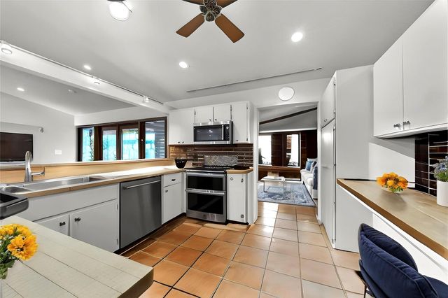 1711 SW 30th Place, Fort Lauderdale, FL 33315