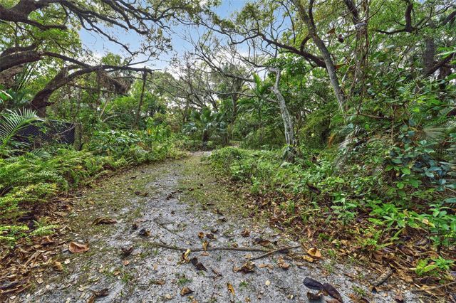 1711 SW 30th Place, Fort Lauderdale, FL 33315