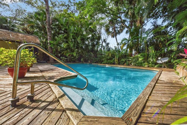 1711 SW 30th Place, Fort Lauderdale, FL 33315