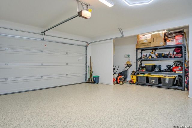 108 Mallorys Way, Castroville, TX 78009