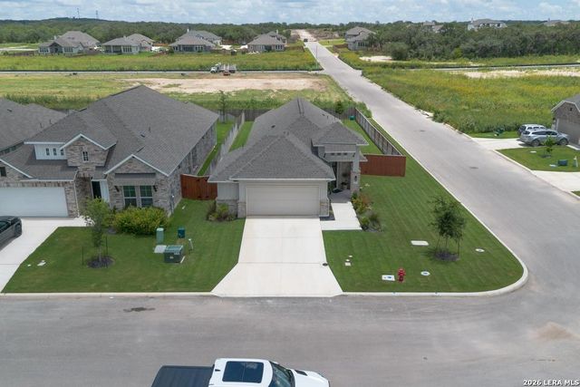 108 Mallorys Way, Castroville, TX 78009