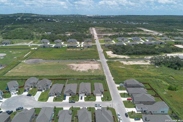 108 Mallorys Way, Castroville, TX 78009