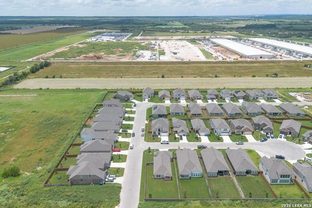 108 Mallorys Way, Castroville, TX 78009