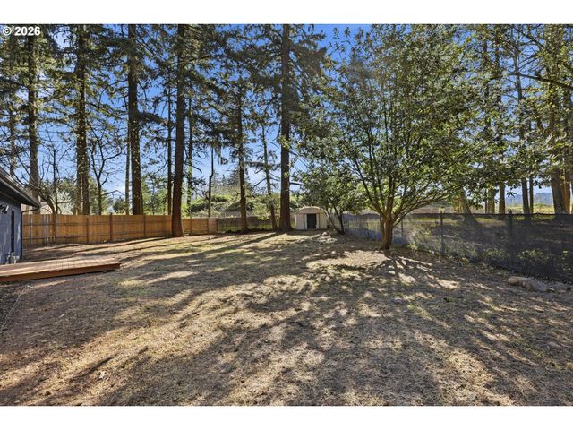 18640 Se YAMHILL Cir, Portland, OR 97233