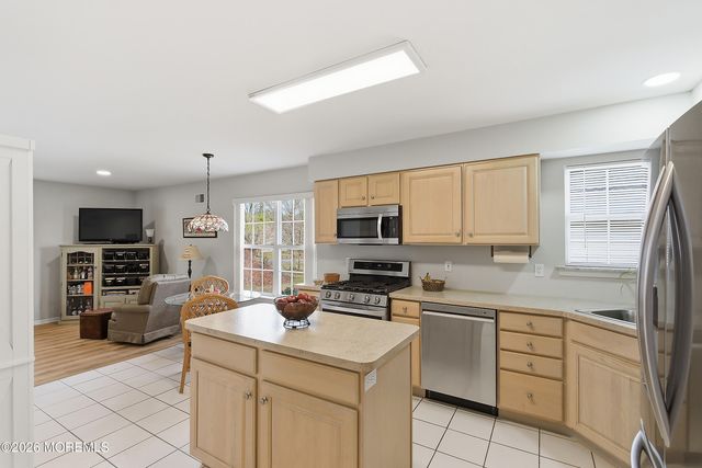 2570 Little Pine Court, Toms River, NJ 08755