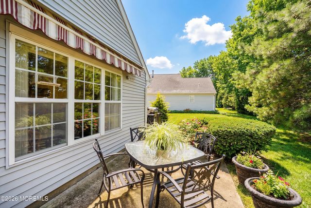 2570 Little Pine Court, Toms River, NJ 08755