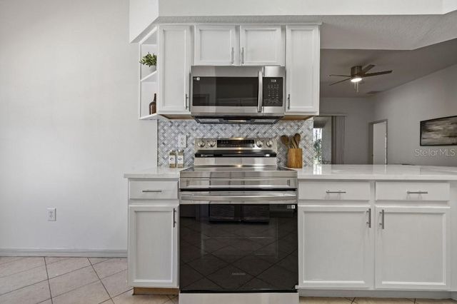 10934 MAY APPLE COURT, Land O Lakes, FL 34638