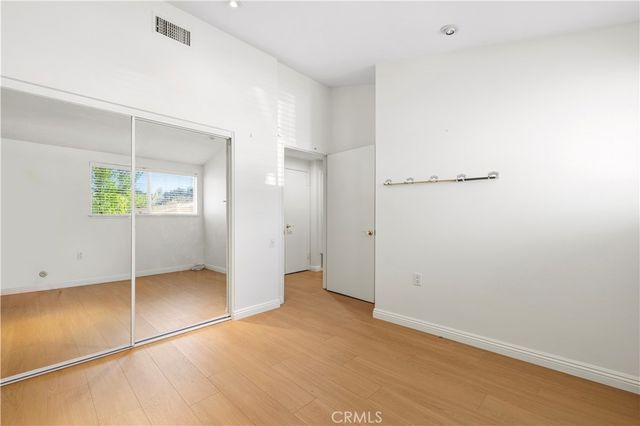 19204 Avenue Of The Oaks B, Newhall, CA 91321