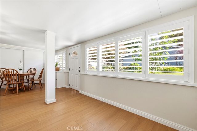 19204 Avenue Of The Oaks B, Newhall, CA 91321