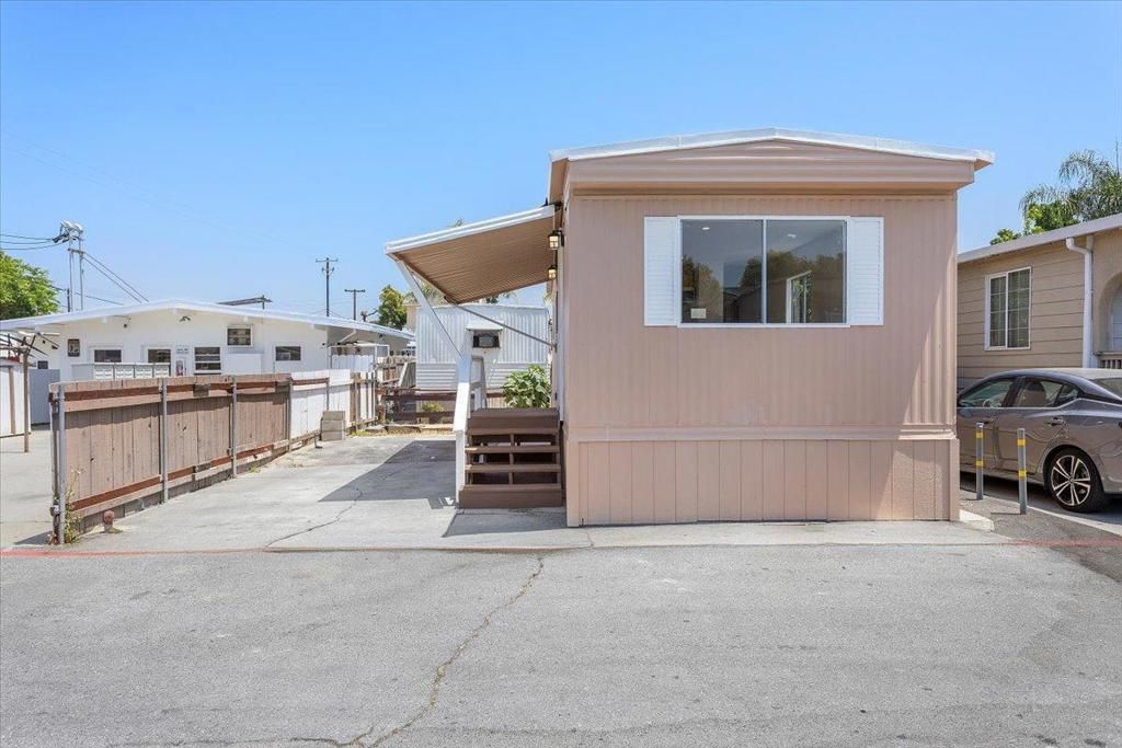 555 McLaughlin Avenue, San Jose, CA 95116