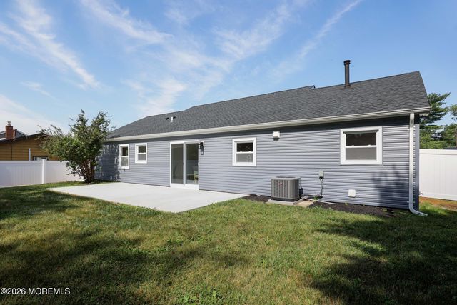45 Toledo Lane, Willingboro, NJ 08046