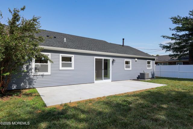 45 Toledo Lane, Willingboro, NJ 08046