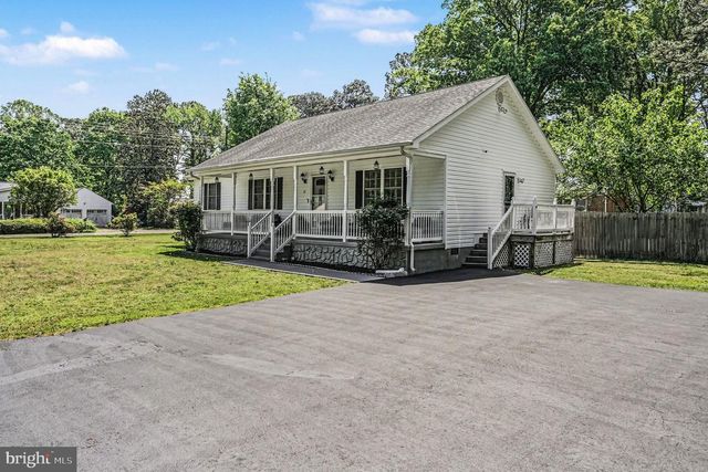 87 CEDAR LN, Colonial Beach, VA 22443