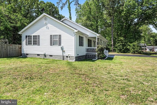 87 CEDAR LN, Colonial Beach, VA 22443
