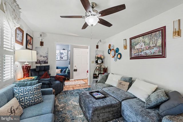87 CEDAR LN, Colonial Beach, VA 22443