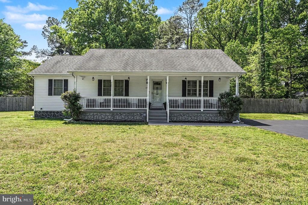 87 CEDAR LN, Colonial Beach, VA 22443