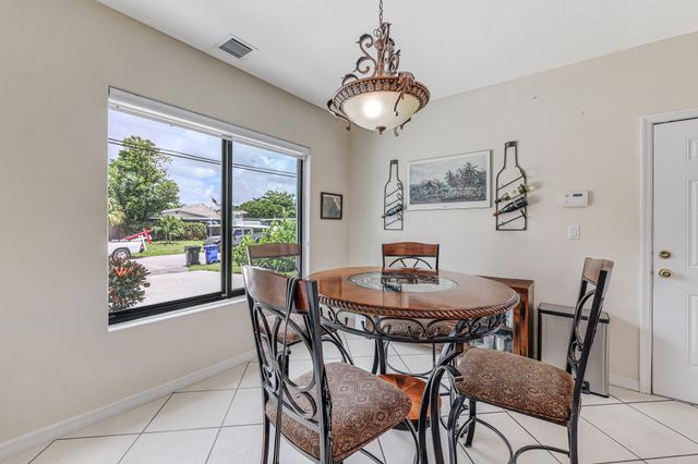 2000 SW 28th Avenue, Fort Lauderdale, FL 33312