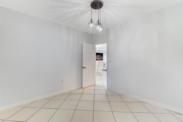 2000 SW 28th Avenue, Fort Lauderdale, FL 33312