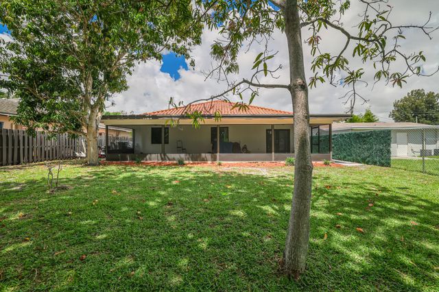 2000 SW 28th Avenue, Fort Lauderdale, FL 33312