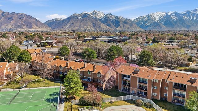 7738 S SUNBIRD WAY, Midvale, UT 84047