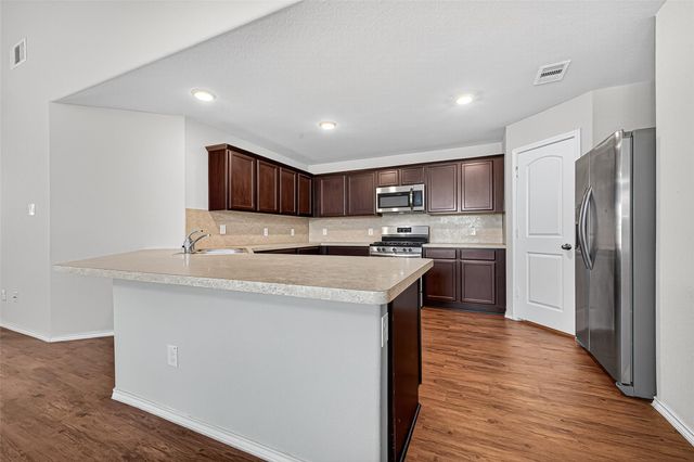 5310 Songlark Bluff Circle, Katy, TX 77449