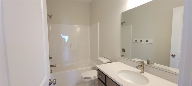 5547 Canal Avenue 63, Wyoming, MI 49418